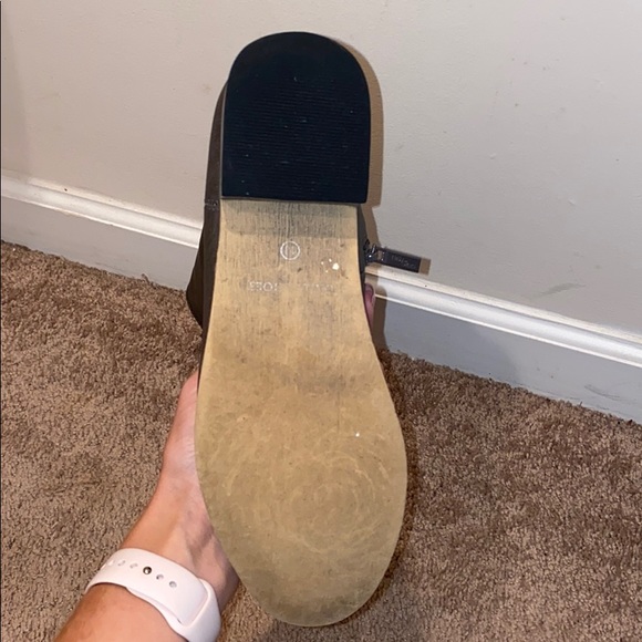 Gray boots - Picture 3 of 4